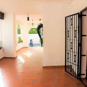 Apartamento Beautiful Spanish In, Torremolinos